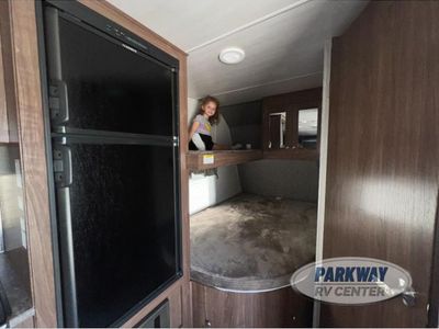 2018 Heartland Pioneer - Photo 3