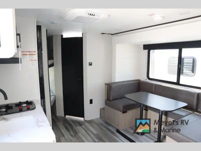 2026 Jayco Jay Flight SLX - Photo 8