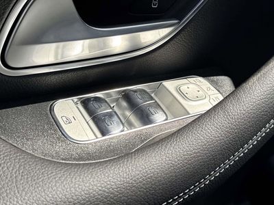 2026 Mercedes-Benz GLE — photo 17 view
