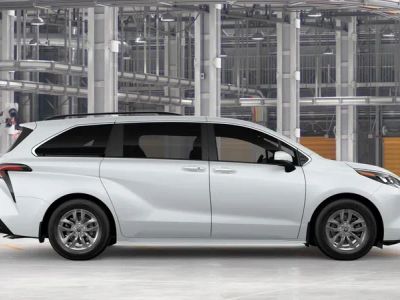 2026 Toyota Sienna - Photo 14