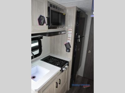 2026 Coachmen RV Catalina Summit Series 7 - Photo 10