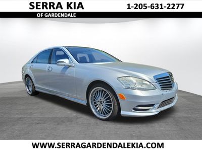 2013 Mercedes-Benz S-Class S 550 in Silver — front three-quarter view