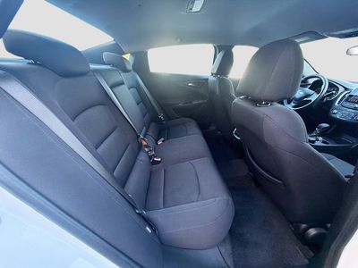 2025 Chevrolet Malibu - Photo 27