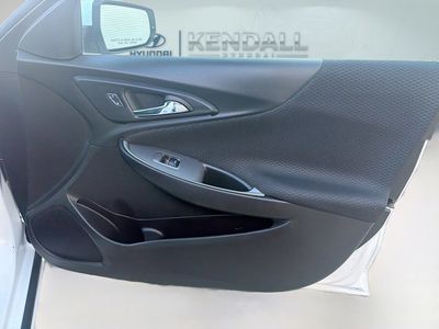 2025 Chevrolet Malibu - Photo 32