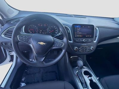 2025 Chevrolet Malibu - Photo 8