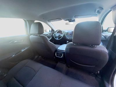 2025 Chevrolet Malibu - Photo 28