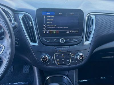 2025 Chevrolet Malibu - Photo 10