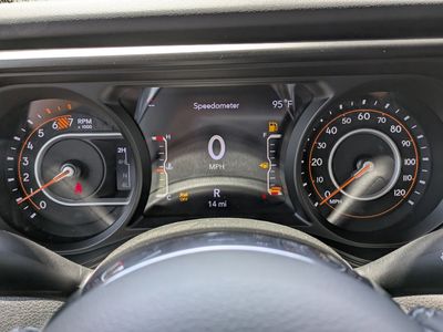 2025 Jeep Wrangler - Photo 23