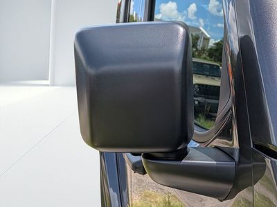 2025 Jeep Wrangler - Photo 10