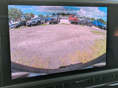 2025 Jeep Wrangler - Photo 18