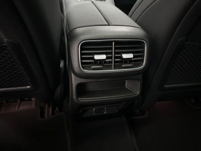 2026 Mercedes-Benz GLE - Photo 23