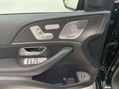 2026 Mercedes-Benz GLE - Photo 11