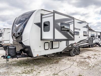 2024 Grand Design Momentum G-Class - Photo 6