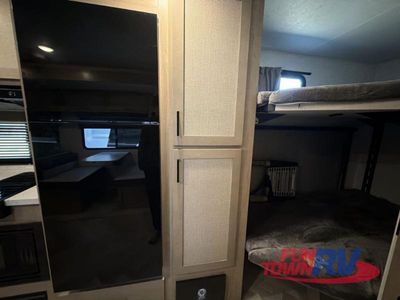 2025 Ember RV E-Series - Photo 21