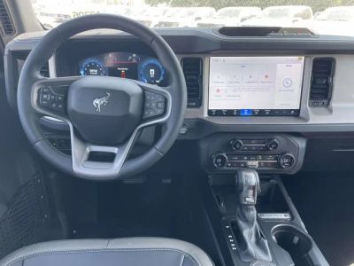 2026 Ford Bronco — photo 10 view