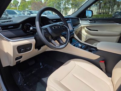 2026 Jeep Grand Cherokee - Photo 13