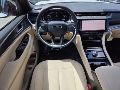 2026 Jeep Grand Cherokee - Photo 10