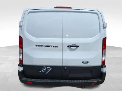 2026 Ford Transit-250 — detail view
