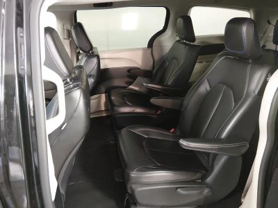 2023 Chrysler Pacifica - Photo 21