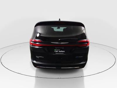 2023 Chrysler Pacifica - Photo 6