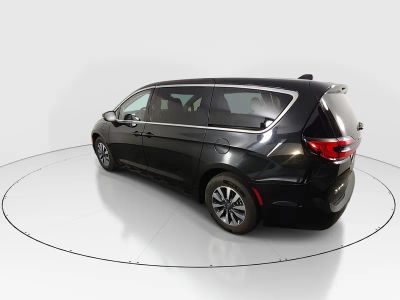 2023 Chrysler Pacifica - Photo 5