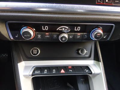 2024 Audi Q3 — photo 17 view