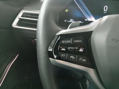 2025 BMW 3 Series - Photo 12