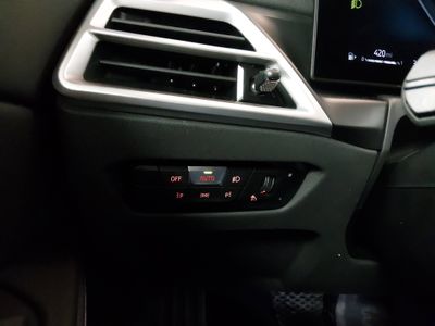 2025 BMW 3 Series - Photo 13