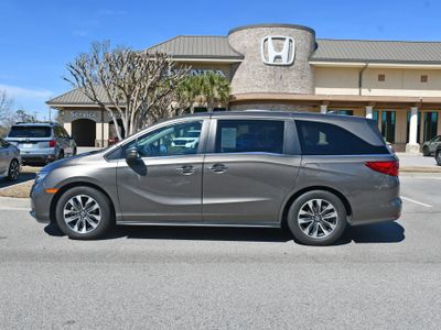 2022 Honda Odyssey - Photo 1