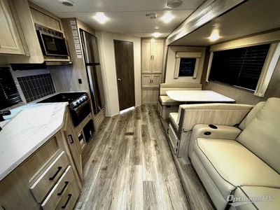 2025 Coachmen Catalina Legacy Edition - Photo 3
