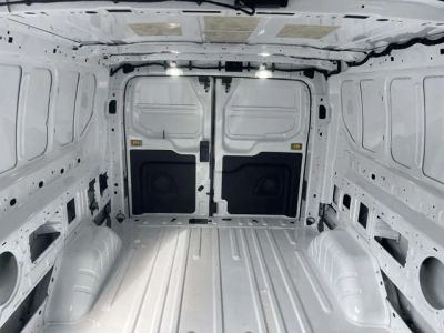 2026 Ford Transit-350 - Photo 20
