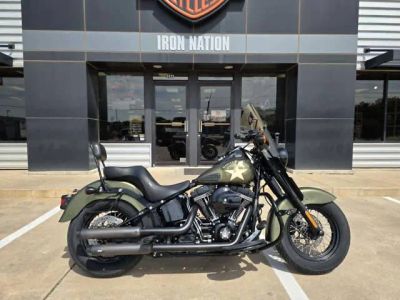 2016 Harley-Davidson® FLSS - Softail Slim® S — front three-quarter view