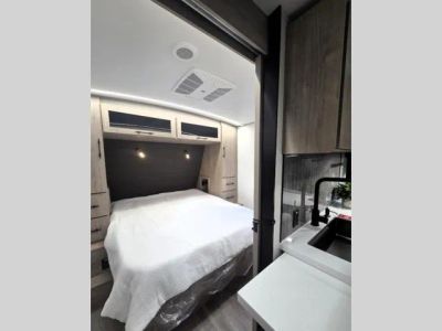 2026 Grand Design Imagine - Photo 15