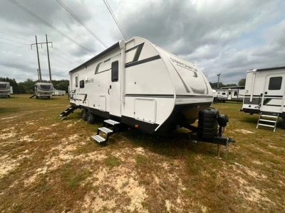 2025 Starcraft Super Lite 252RB — front three-quarter view