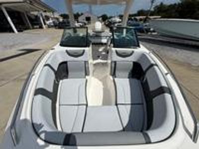 2026 Chaparral 270 OSX - Photo 17