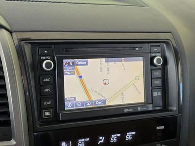 2016 Toyota Sequoia — photo 21 view