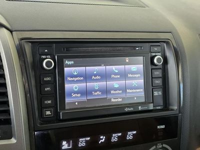 2016 Toyota Sequoia — photo 23 view