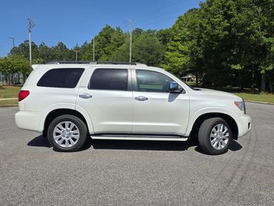 2016 Toyota Sequoia — photo 45 view