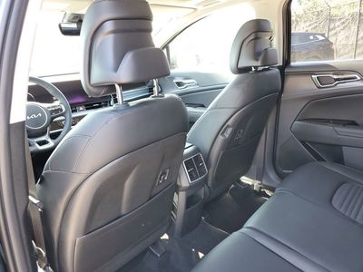 2025 Kia Sportage - Photo 16