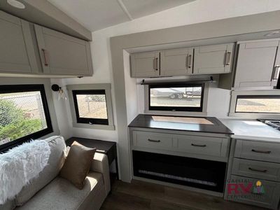 2026 Brinkley Model Z - Photo 34