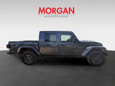 2026 Jeep Gladiator — side profile view