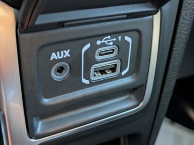 2026 Jeep Gladiator — photo 19 view