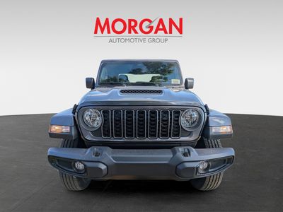 2026 Jeep Gladiator — photo 7 view