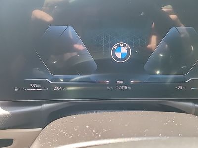 2023 BMW 3 Series - Photo 17