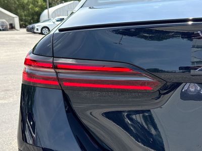 2027 BMW 5 Series - Photo 10