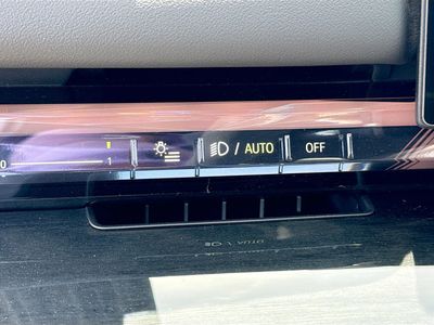 2027 BMW 5 Series - Photo 35