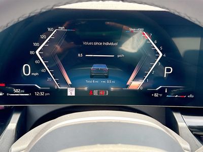 2027 BMW 5 Series - Photo 40