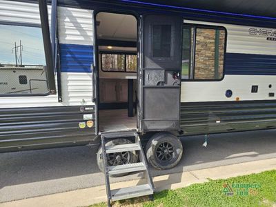 2025 Forest River RV Cherokee Grey Wolf - Photo 7