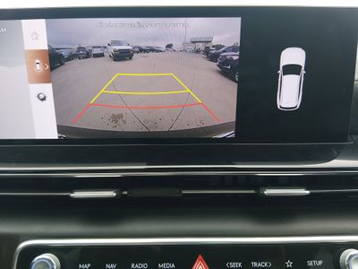 2025 Genesis GV80 — photo 16 view