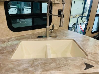 2019 Coachmen RV Catalina Legacy - Photo 46